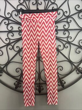 LuLaRoe Pink and White Chevron Kids Leggings